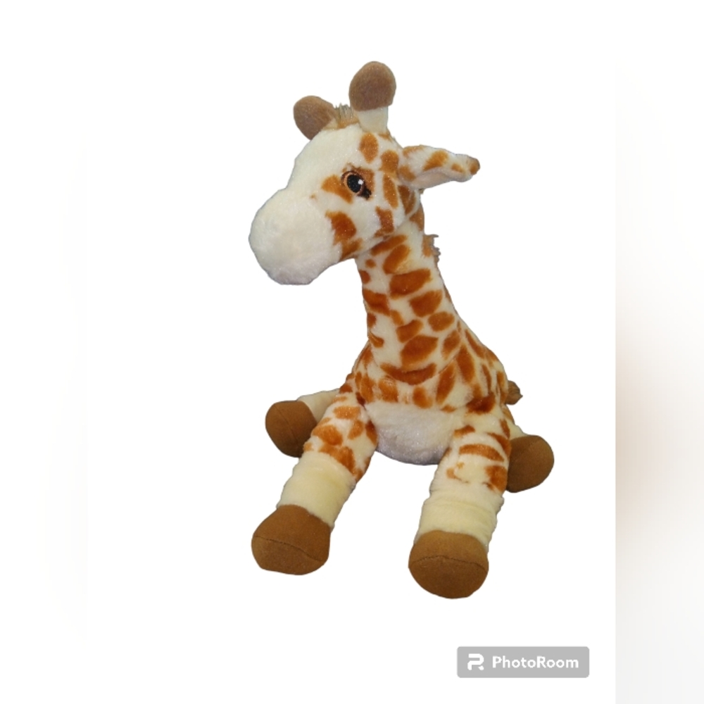Giraffe from "I'd know you anywhere, my love" by Nancy Tillman for Kohl's cares